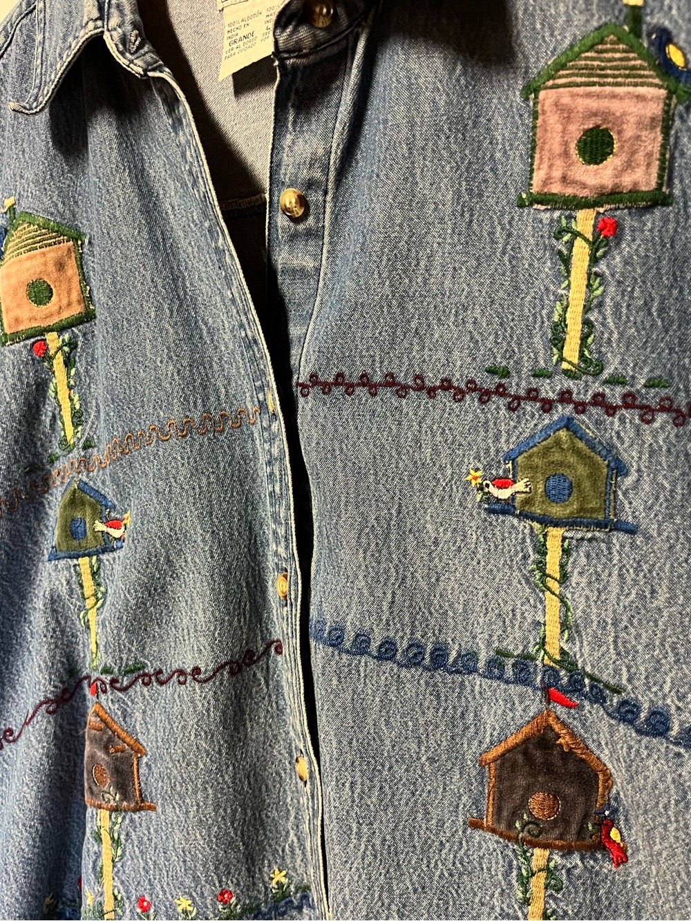 Vintage Birdhouse Embroidered Denim Shirt Large Cottagecore Prairie Garden Art - Picture 3 of 11